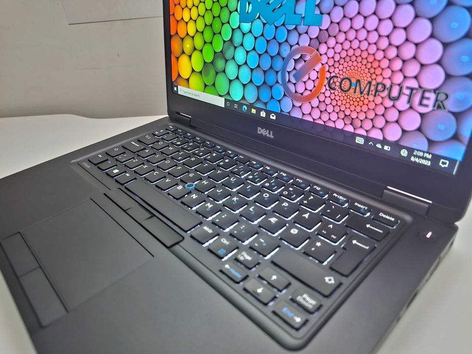 Laptop Dell 14 FullHD i5 gen 8 iluminare ssd . BATERIE NOUA .Garantie 1 an