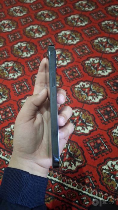 Iphone 12 pro ideal srochni sotiladi