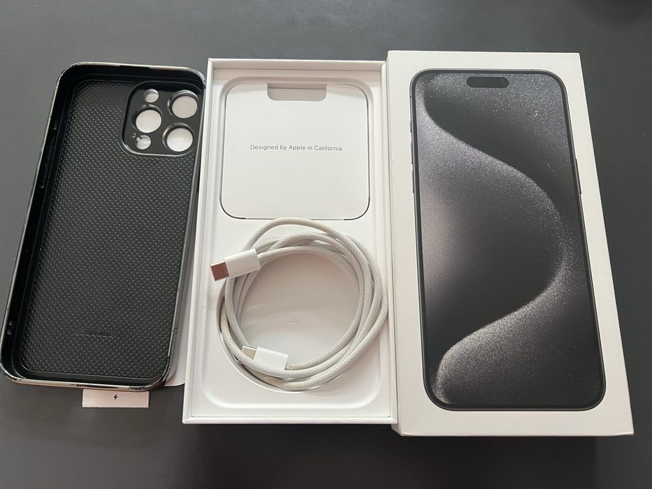 Продавам Apple iPhone 15 Pro Max 256GB