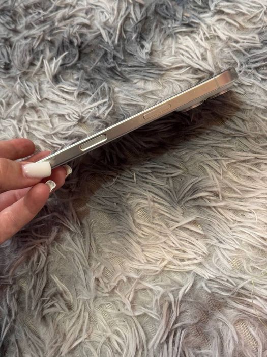 Iphone 16 pro 128гб белый