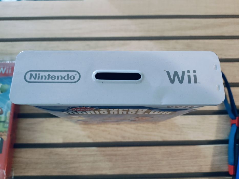 Joc Consola Wii NOU Sigilat New Super Mario Bros. Wii Coin Box Limited Edition