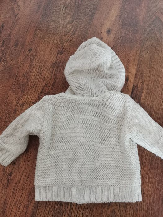 Бебешка плетена жилетка 62-68