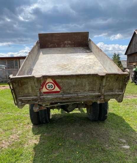 Remorca basculabila pe 3 parti, 10 tone, 3.70 m x 2 m
