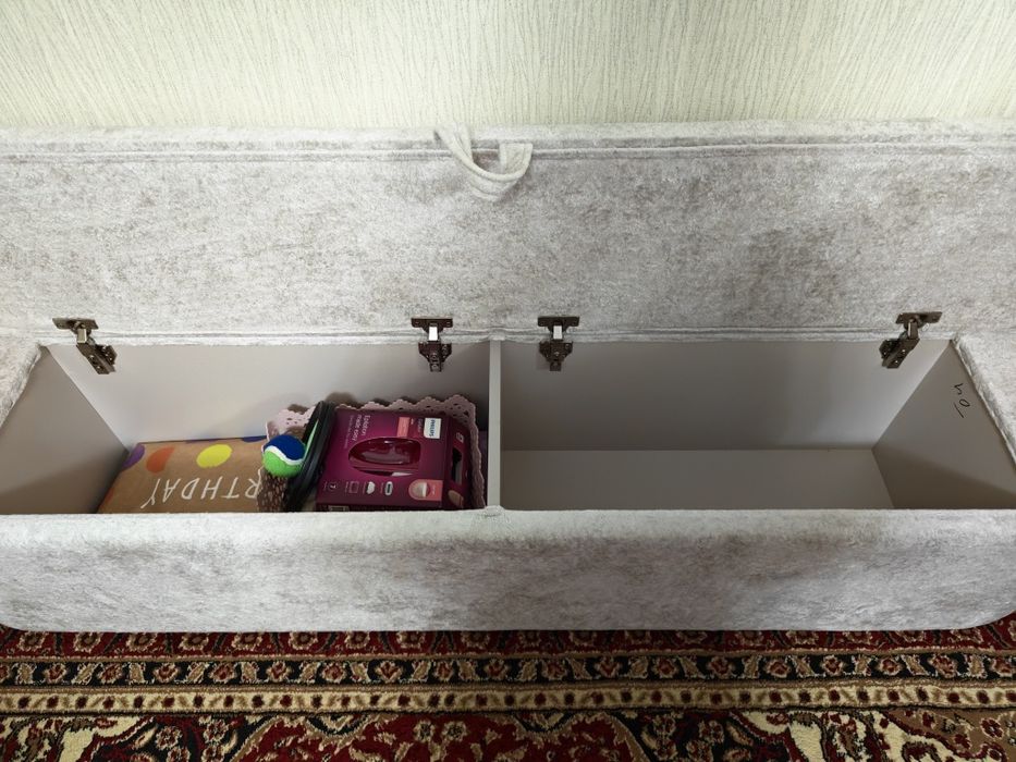 Sofa mebel  yengi