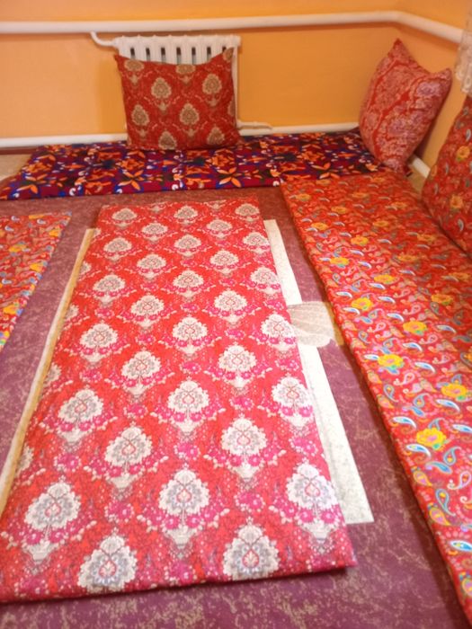 Продам корпешки большие  подушки