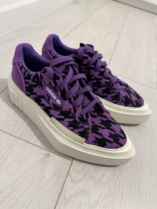 Adidasi Hypersleek