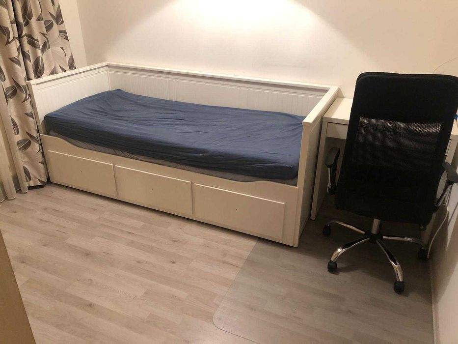 Inchiriez apartament 3 camere decomandat