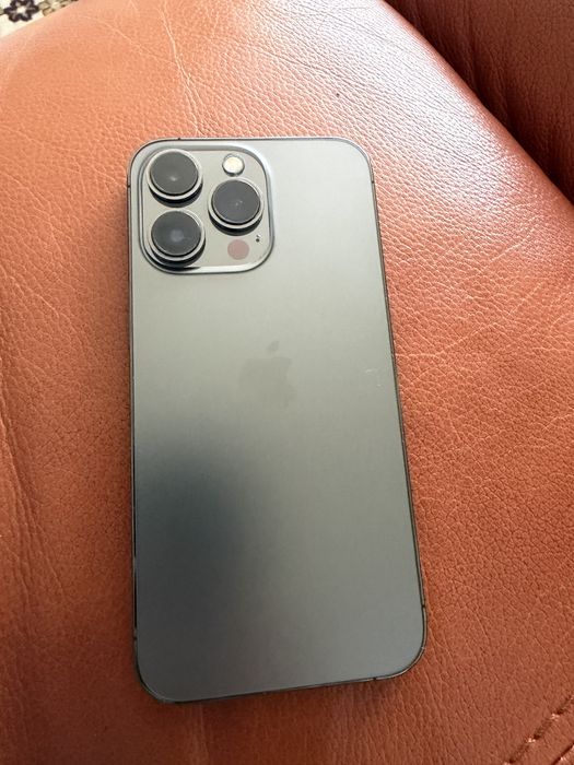 Продаётся Iphone 13 pro 256 гб