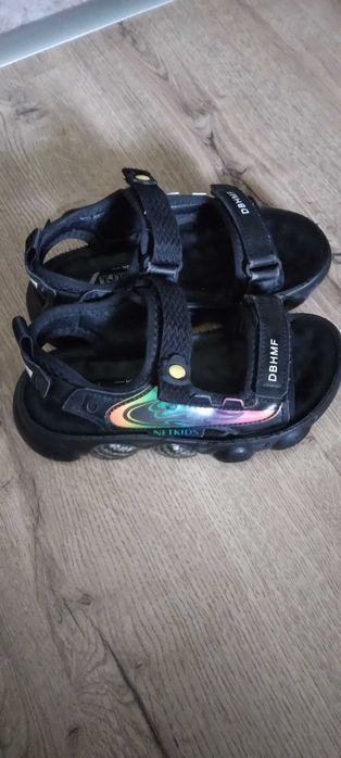 Детски сандали 31