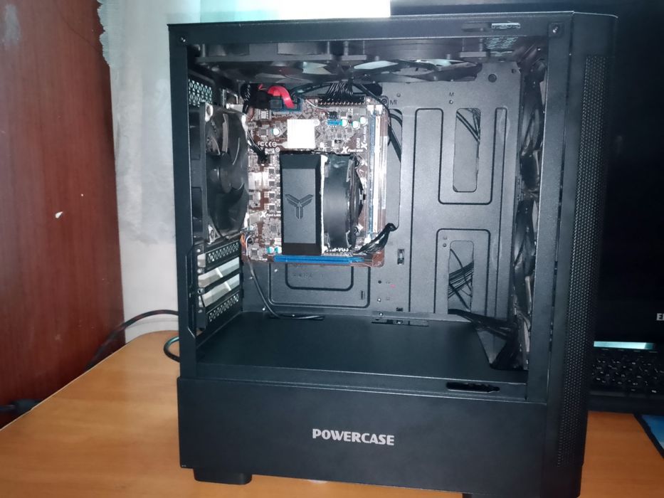 Продаю пк без видеокарты, рабочий.