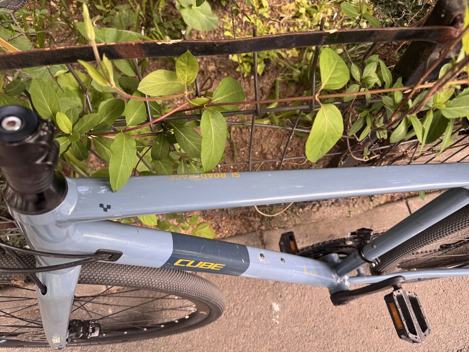 Bicicleta de oras Trekking Cube SL Road Race