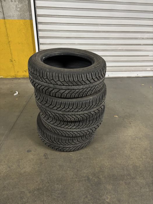 Зимни гуми Semperit 225/60/17