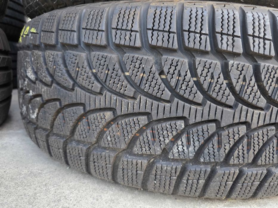 4бр Зимни гуми 225 60 17 - Bridgestone