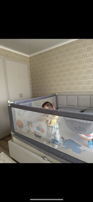 Защитные бортики для кровати