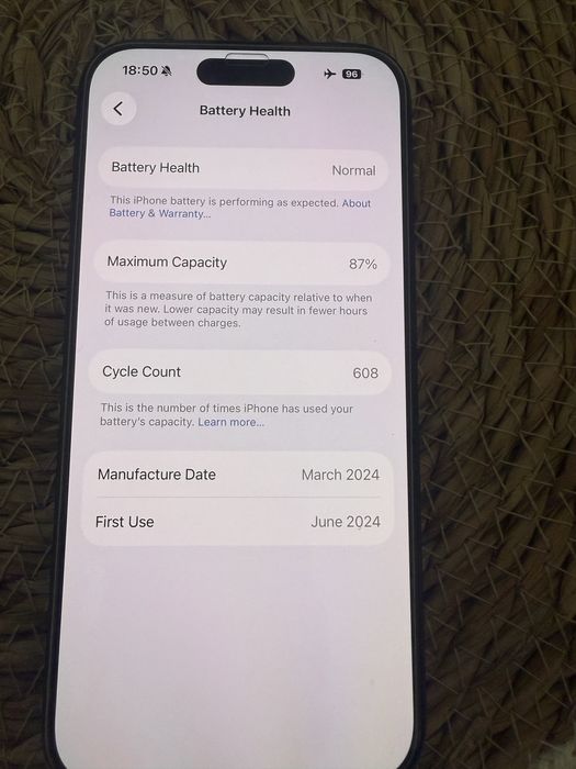 iPhone 15 pro 256gb
