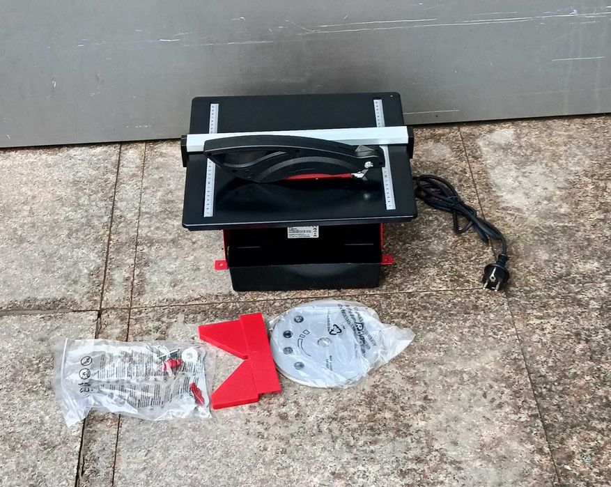 129991 Машина за плочки 600W ø180mm RD-ETC25