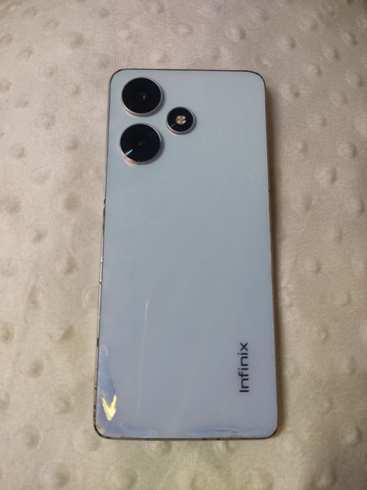 Infinix Hot 30  8/256