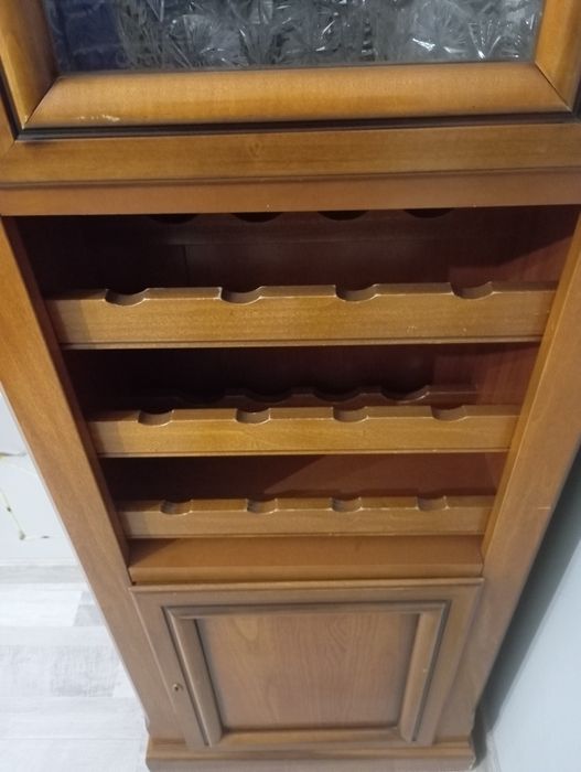 Продаю шкаф б/у.