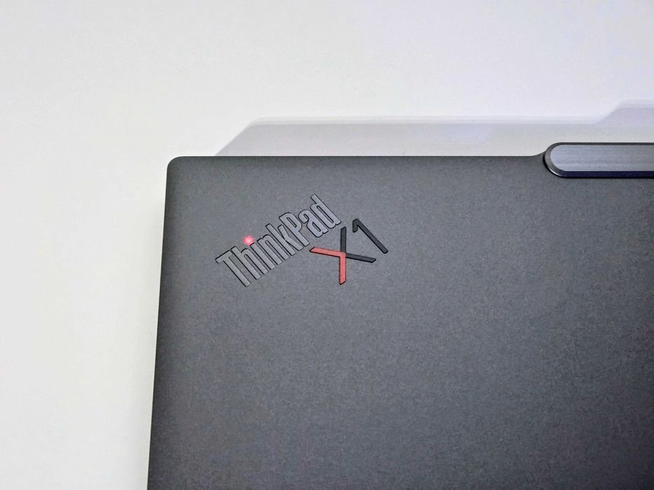 Lenovo ThinkPad X1 Yoga Gen 10 2-in-1 garanție 3 ANI