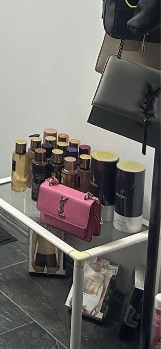 Lichidare stoc haine premium engross detalii in anunt