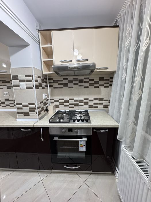 Apartament 3 camere decomandat