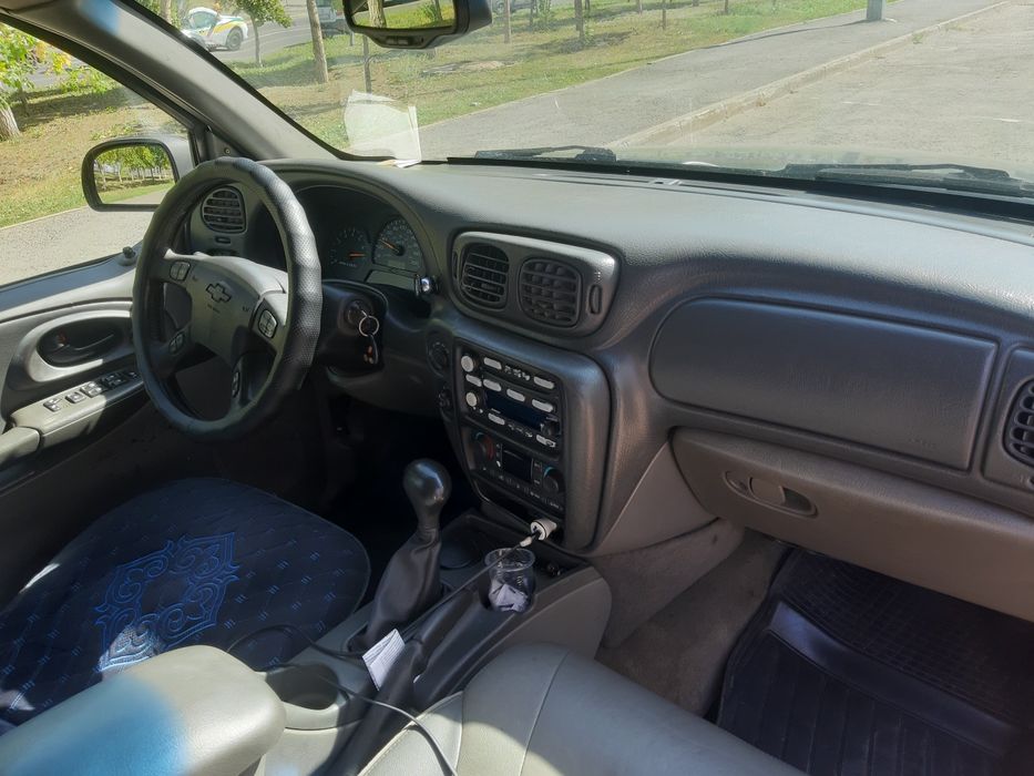 Шевролет трэйлблэйзер