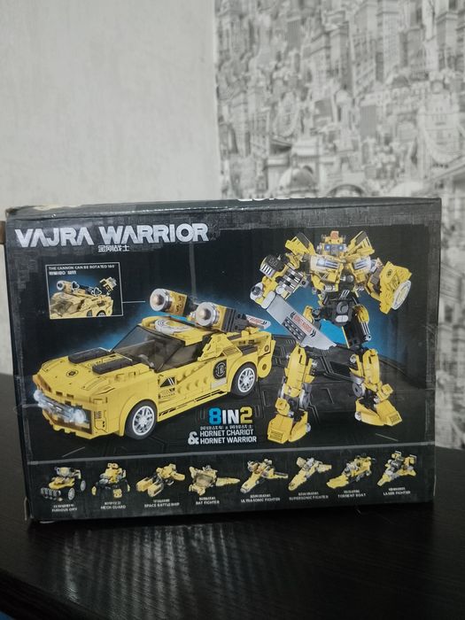 Лего бамблби 6000 тг