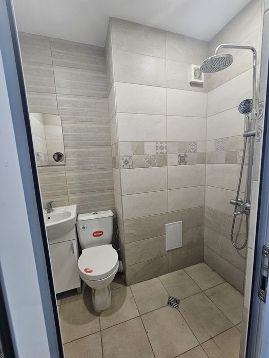 Дава се под наем Двустаен апартамент в Перник, Изток - 58 кв.м за 73000 € - Снимка #3