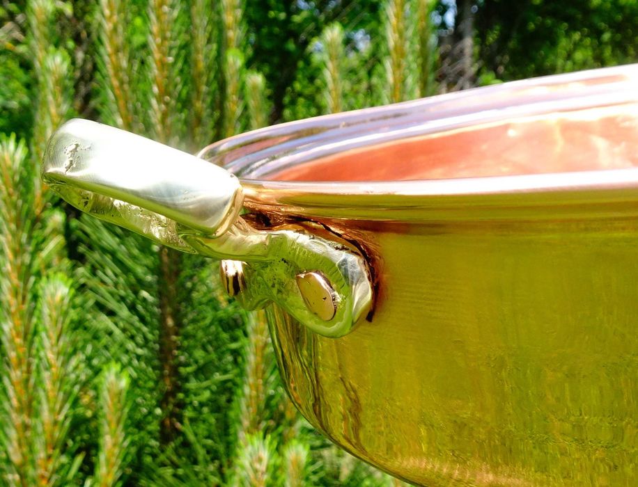 Меден тиган,медна тава,ръчно кован.