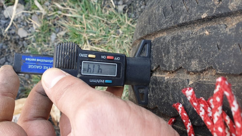 Джанта с гума 195 70 14 пирели