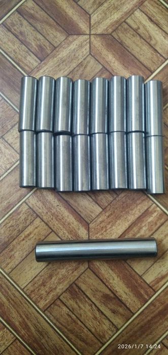 Пальцы поршневые диаметром 20/12