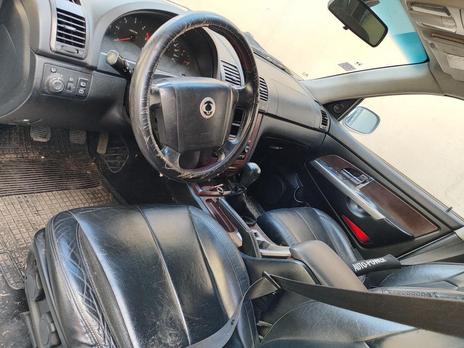 Vând/schimb ssang yong Rexton AUTOUTILITARĂ  4x4