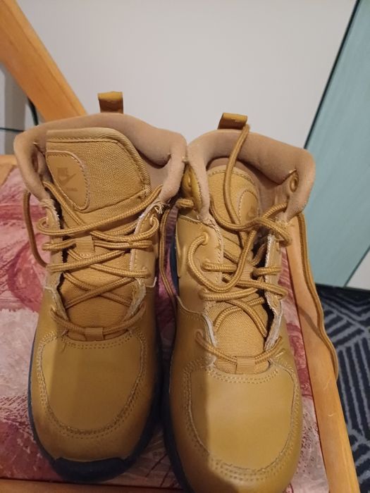 Зимни обувки nike