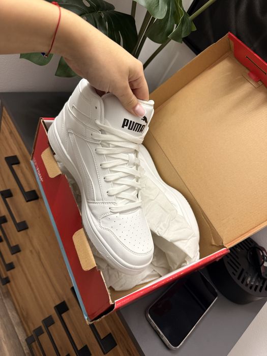 Vand ghete PUMA,noi, marimea 43