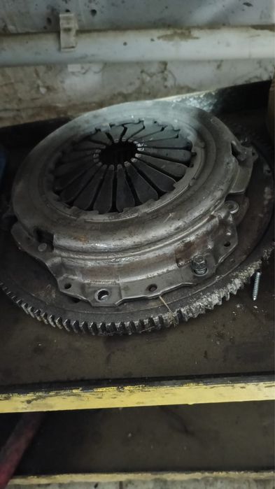 Продам двигатель 126 16 клапанов с выемкой