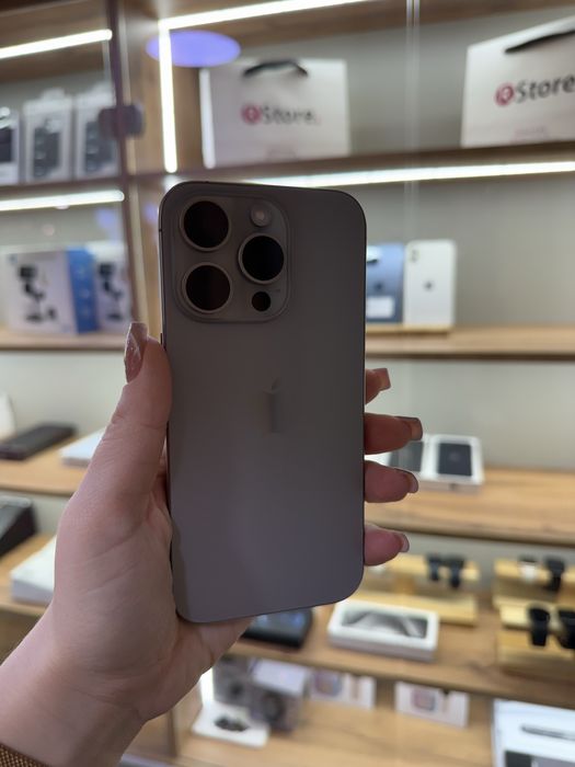 iphone 15 pro , 256 gb