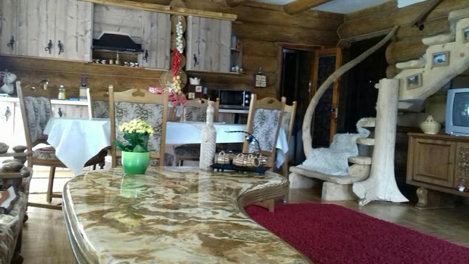 Cabana,, Casuta din povesti" Colibita