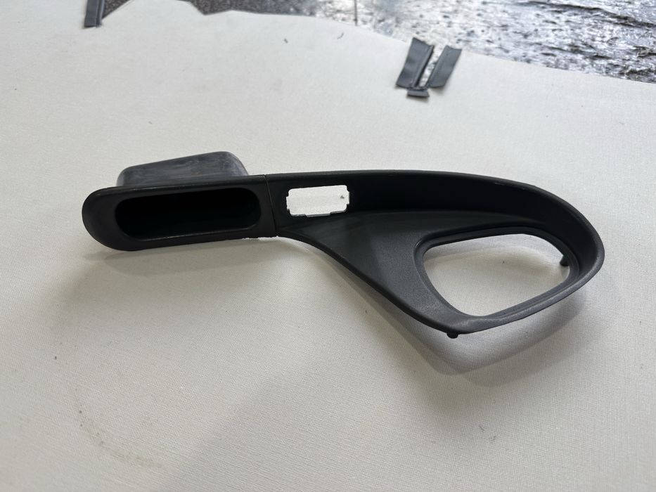 Nexia 1 orqa pasajir eshik