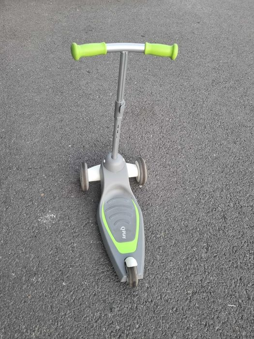 Vand trotineta cu 3 roti, pentru copii