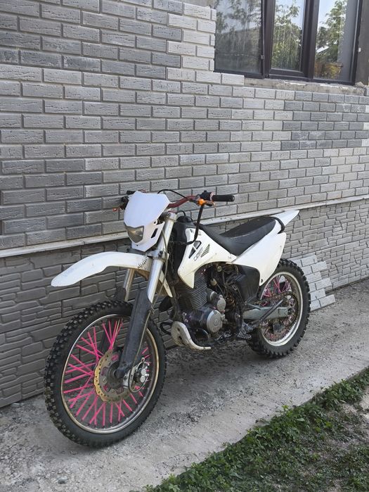 эндуро 250 кубов