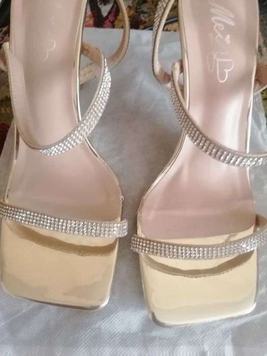 Sandale de dama cu strasuri