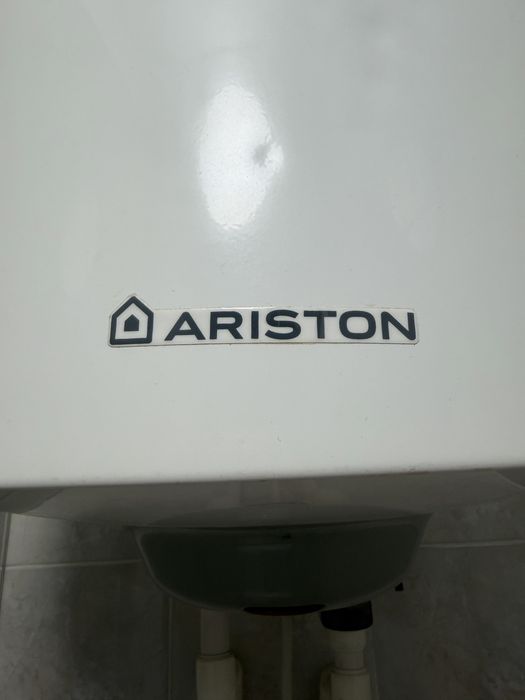 Продам водоногреватель 80 лтиров