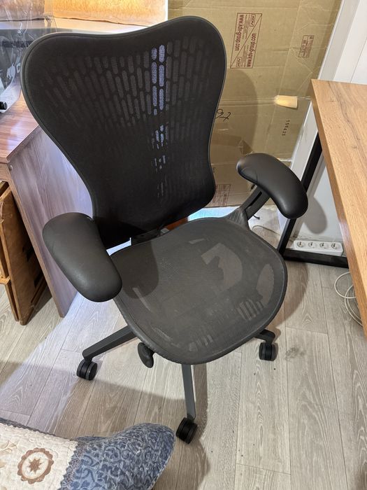 Herman Miller Mirra 2 кресло компьютерное