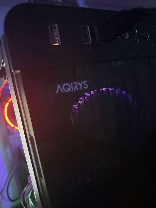 Unitate PC gaming-se vinde urgent