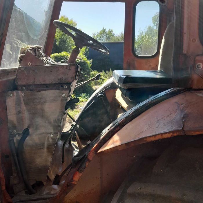 Трактор МТЗ 80 с дискова брана 2,80 м.