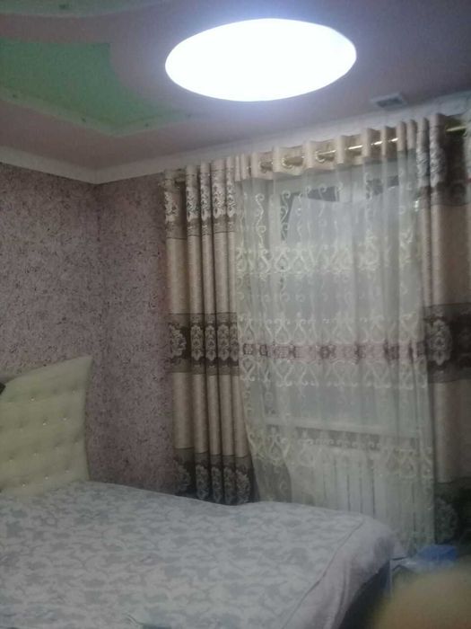 №3786.Коттедж Сотилади !!!