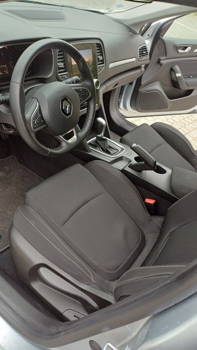 Megane facelift 2022 dci EDC ,garantie Renault-ca noua