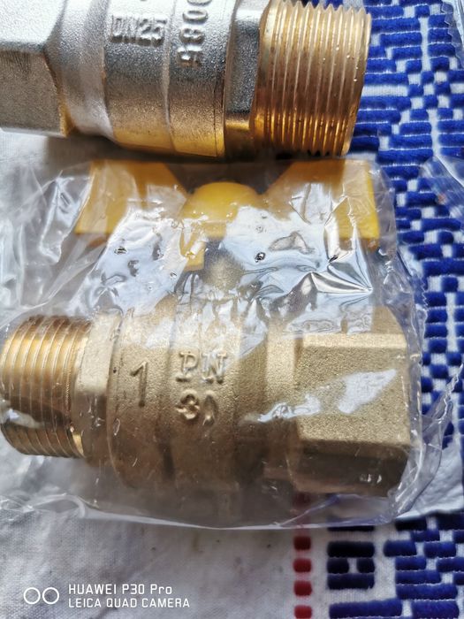 Robinet gaz fluture     .