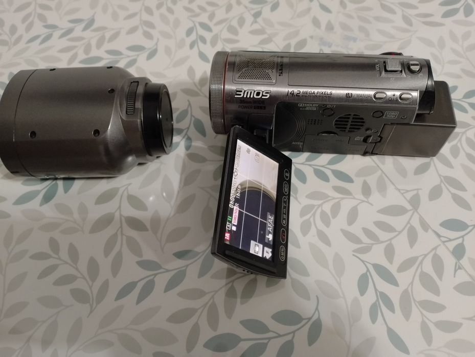 Видеокамера   3D.   Pasonic HDC-SDT750