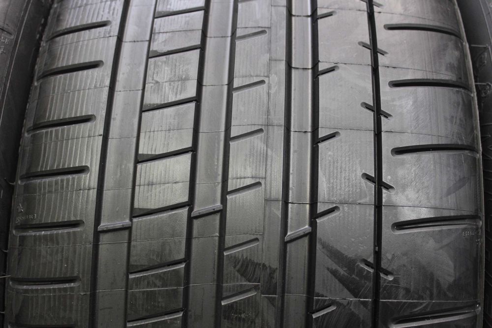 265/35-19 и 295/30-20 Michelin Mercedes GT, SLS